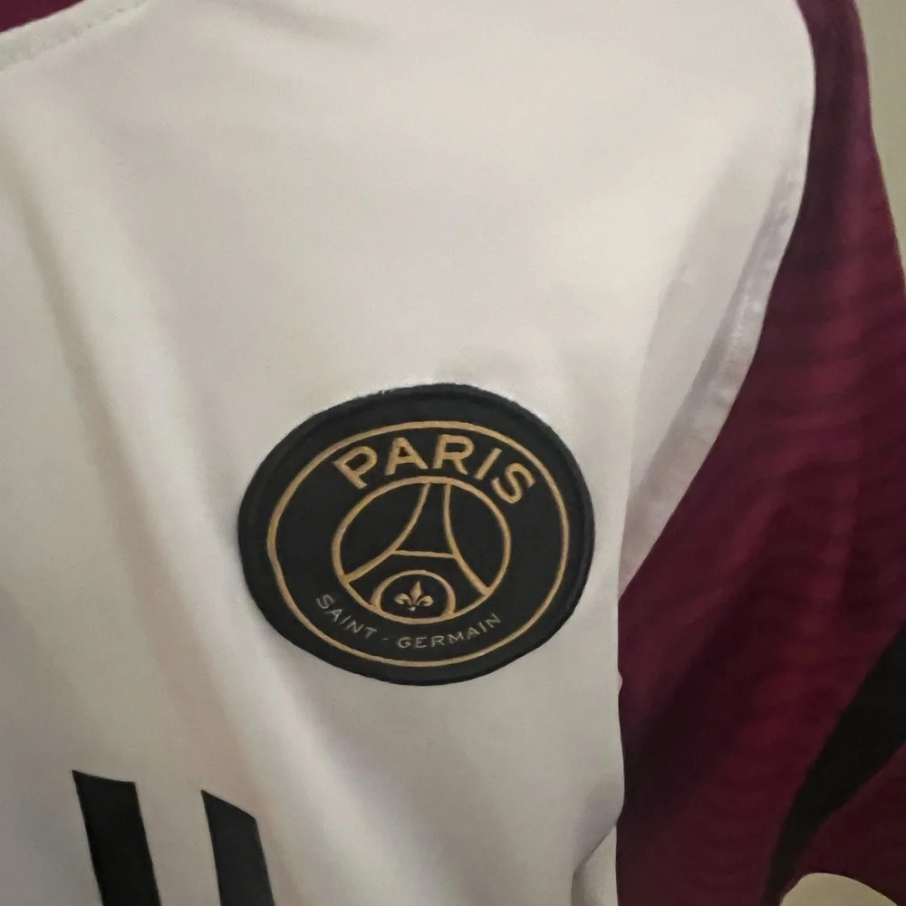 Paris Saint-Germain #7 Kylian Mbappé Jordan Nike 2021/22 PSG Football Jersey XL